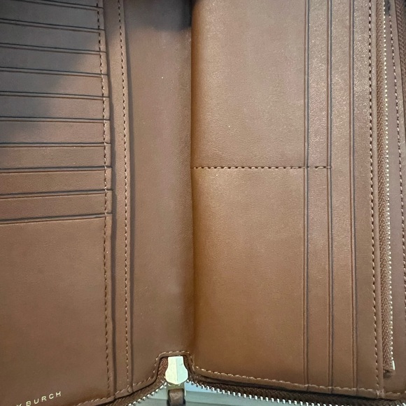 Tory Burch wallet - Picture 5 of 7